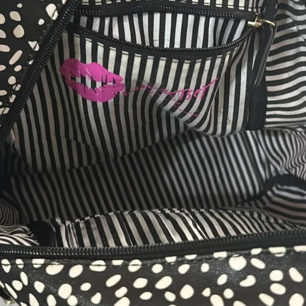 NWOT Betsey Johnson Fuchsia Quilted Backpack w/Heart Charm and Panda